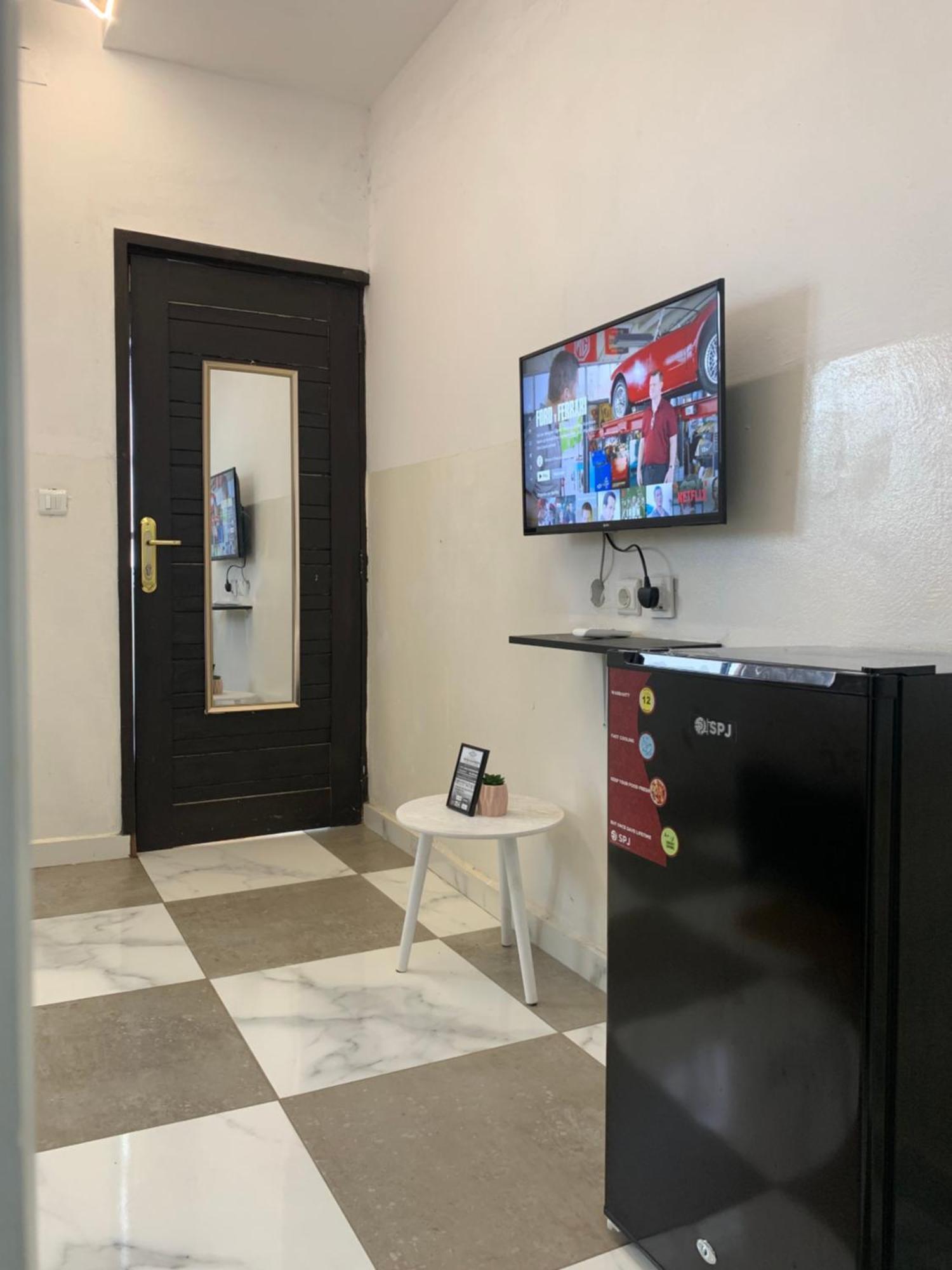 40 40 Accommodation Matola Exterior photo